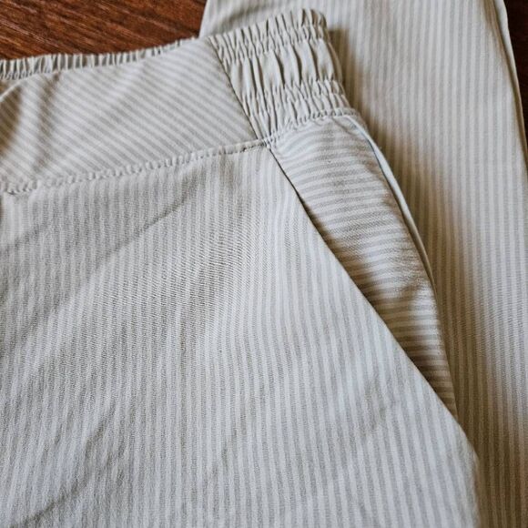 Athleta Brooklyn Textured Jogger - Picture 4 of 11